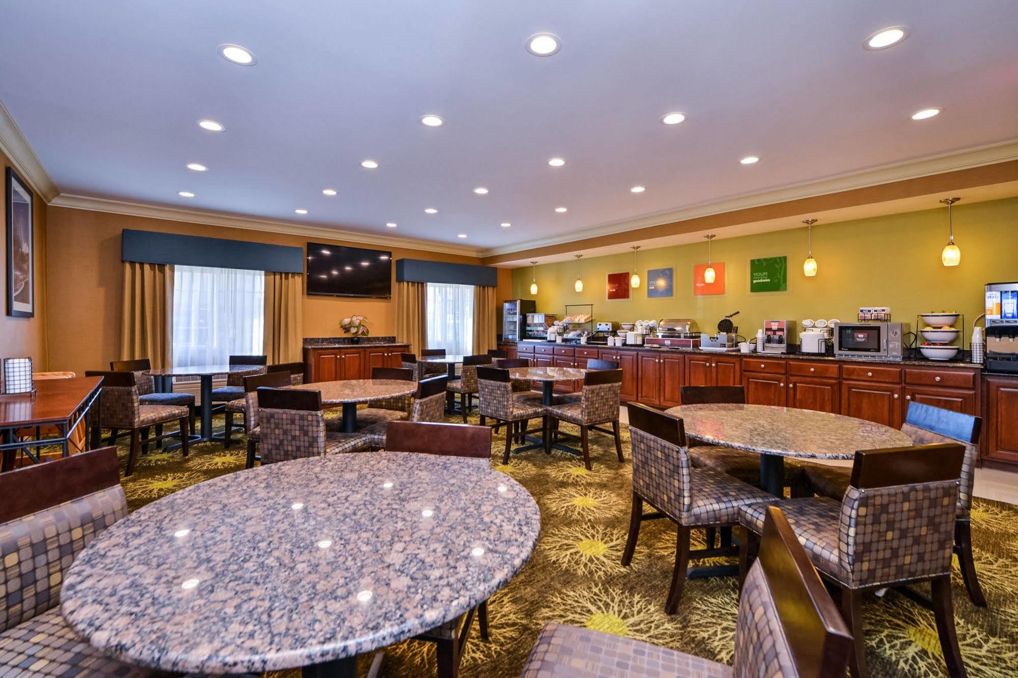 Mainstay Suites Joliet I-55 מראה חיצוני תמונה